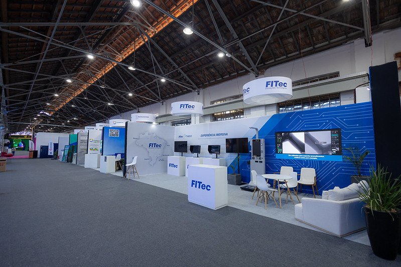 stands (11)