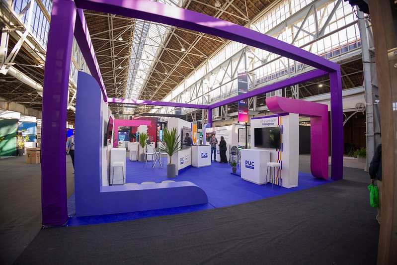 stands (3)